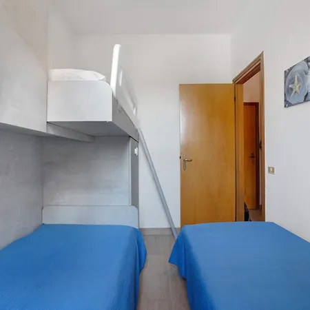 Coral House فياريجيو